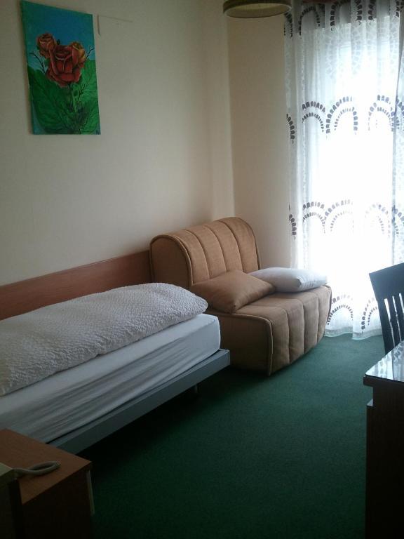 Lux Hotel 3*