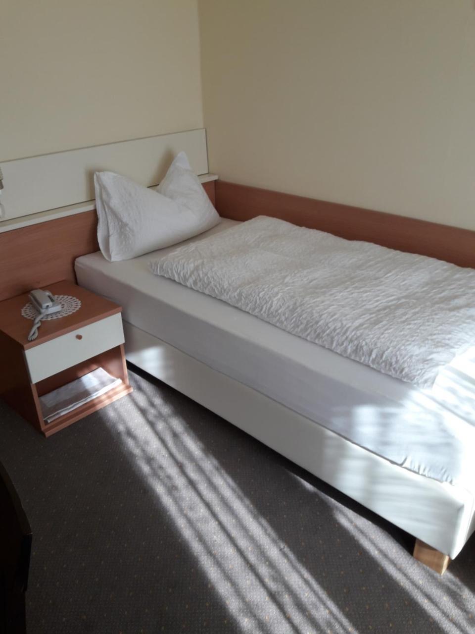 Lux 3*